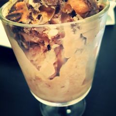 A picture of Snickers ice cream.