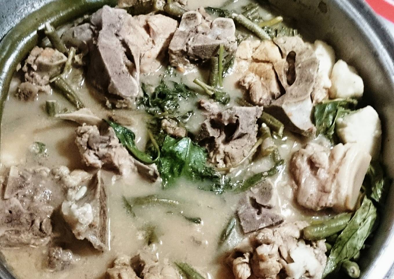 Sinigang na buto-buto sa gabi