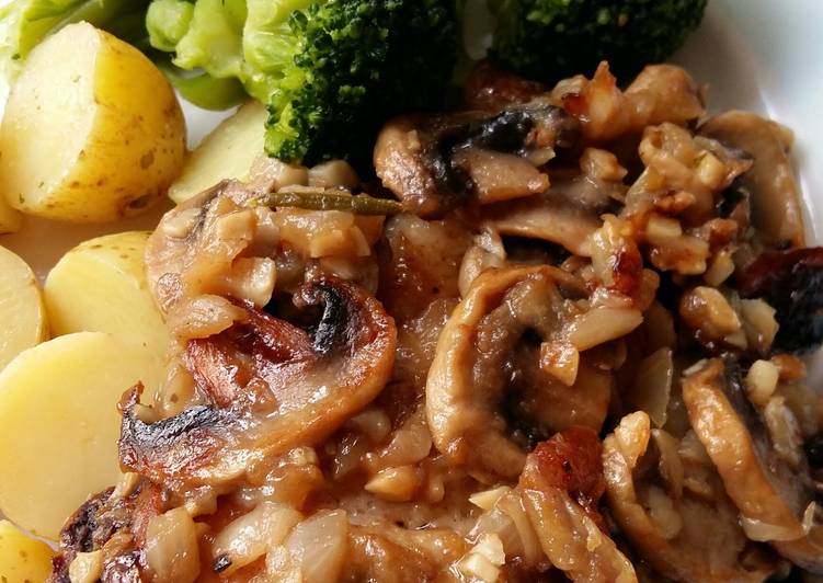 Recipe of Ultimate Vickys Rosemary Chicken with Onion &amp; Mushrooms GF DF EF SF NF