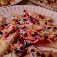 A picture of Apple Nachos.