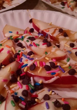 A picture of Apple Nachos.