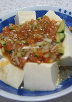 A picture of Simple Chilled Tofu Salad.