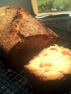 A picture of Rich Cherry Cake.