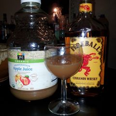 A picture of Apple pie drink :p.