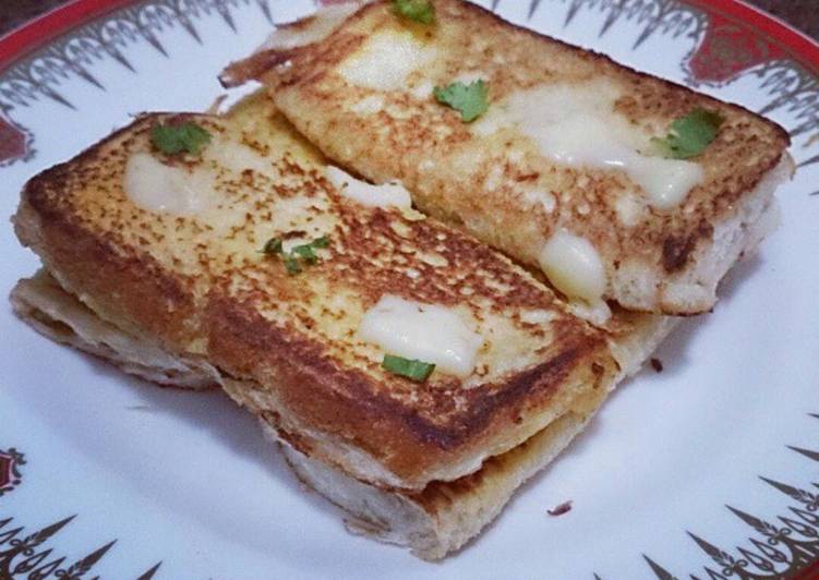 Recipe of Ultimate SKhan's Cheesy Potato Sandwich