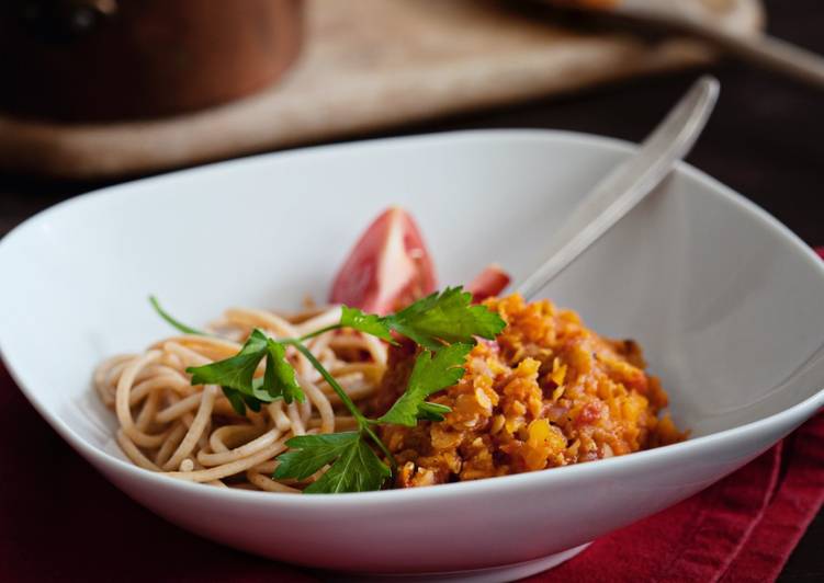How to Prepare Any-night-of-the-week Store Cupboard Lentil &amp; Herb Bolognese