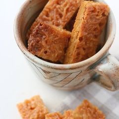 A picture of Coconut Florentine.