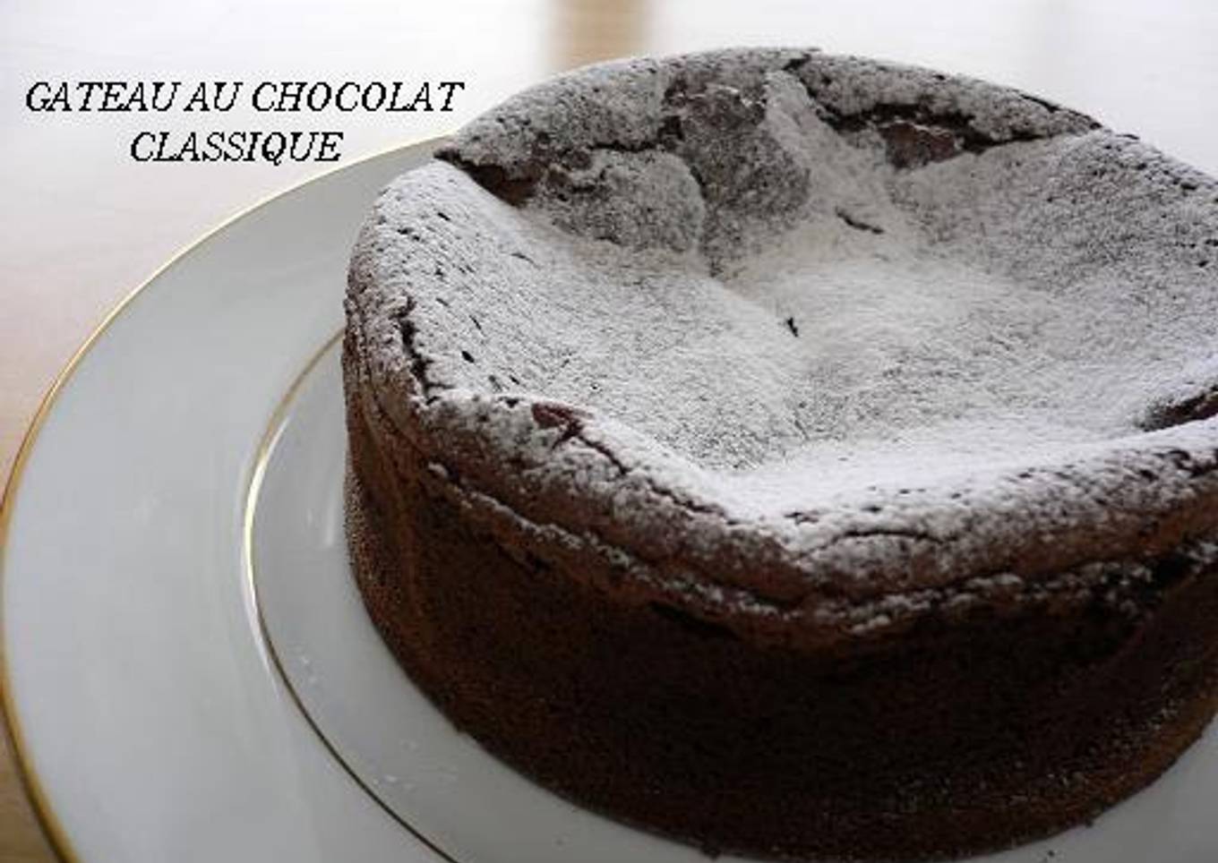 Light & Crumbly Gateau au Chocolat