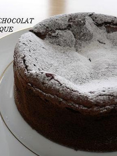 A picture of Light & Crumbly Gateau au Chocolat.