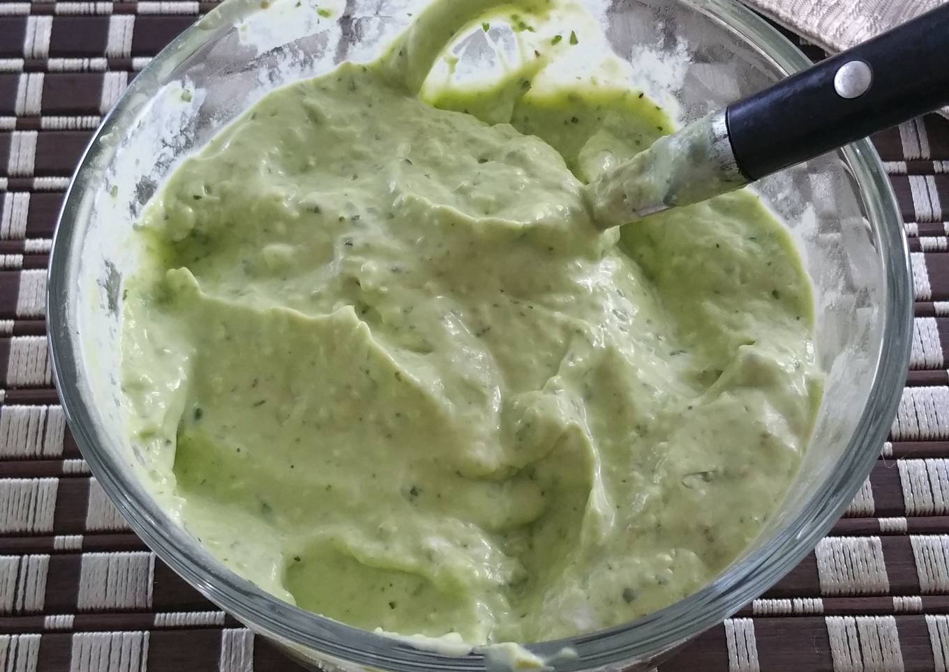 Spicy Avacado Cream Sauce
