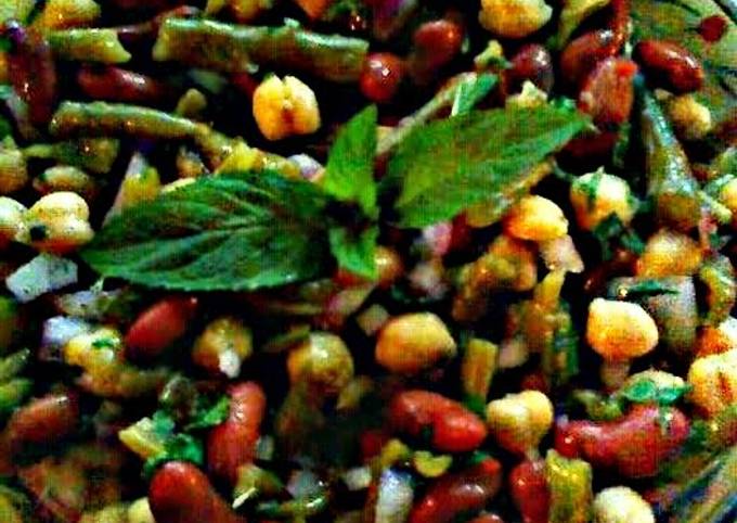 How to Make Favorite Lickity Split Three Bean Salad
