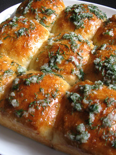 A picture of ‘Pampushky’ Ukrainian Bread Rolls.