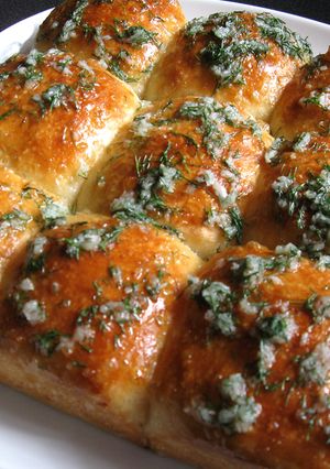 A picture of ‘Pampushky’ Ukrainian Bread Rolls.