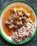 Entomatado de res con chilacayote