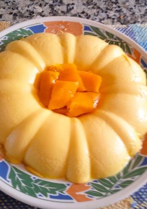 Una foto de Gelatina cremosa de mango