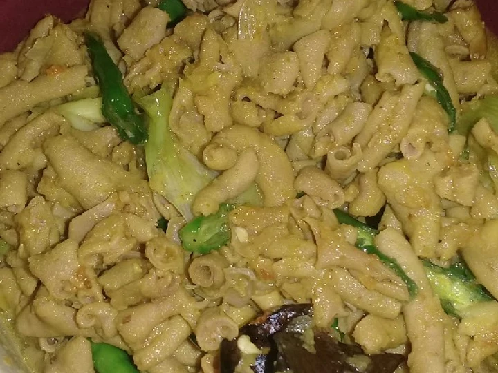 Langkah Gampang Menyiapkan Resep Usus bumbu kuning yang Sempurna Anti Ribet, Mantap