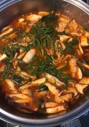 รูปของ แกงเห็ดหมูสามชั้น