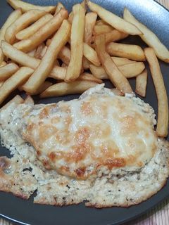 Sajtos-tejfölös karaj recept fotója