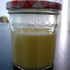 A picture of Homemade Vanilla Condensed Milk.
