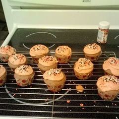 A picture of Pumpkin Spice Cupcakes.