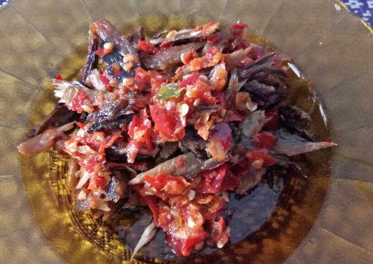 Resep Tongkol Suwir Sambel Korek yang Bisa Manjain Lidah