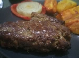 Una foto de Asado vegano con papas y boniatos (🌱)