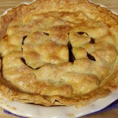 A picture of Praline Apple Pie.