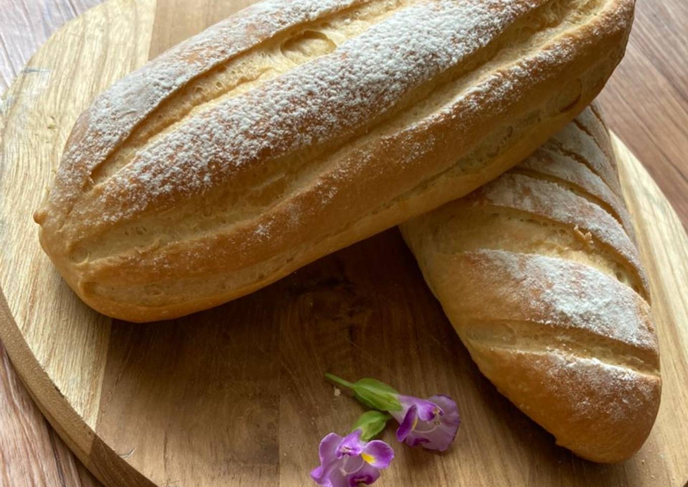 Milk Hearth Bread/Mirukuhasu (isi keju cheddar)