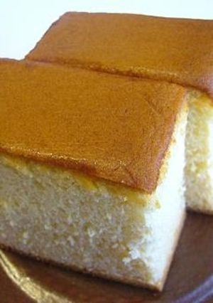 A picture of Very Moist Castella Cake Using a Hand Mixer.