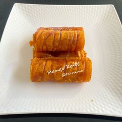 A picture of Mango Rolls.