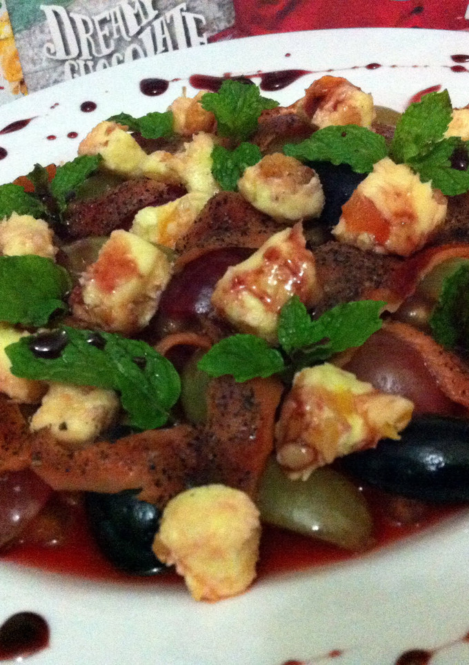 A picture of Pomegranate And Grape Jello Salad With Smoked Salmon.