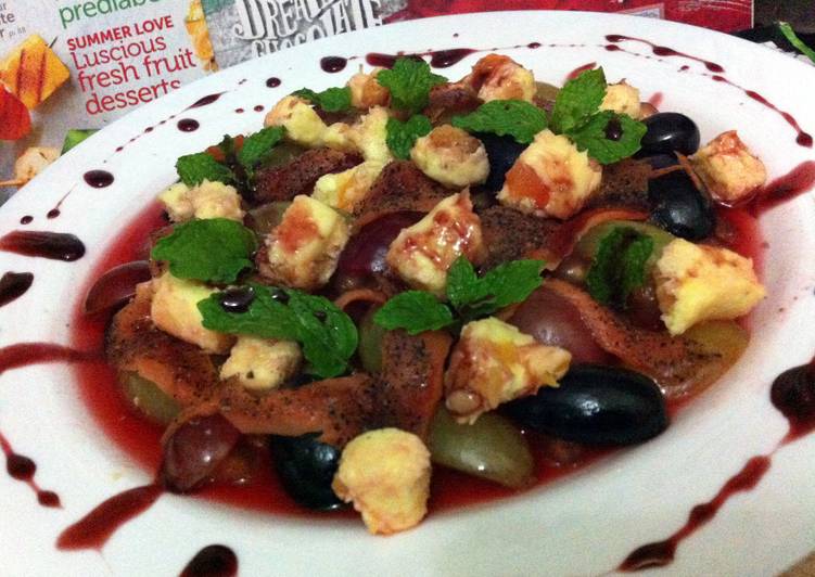 Pomegranate And Grape Jello Salad With Smoked Salmon