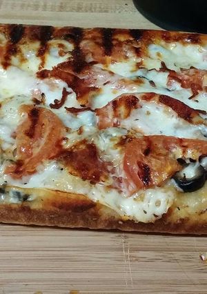 A picture of George Foreman Evolve Grill Pizza.