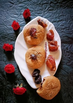 A picture of Date and Sesame Buns(Free of Yeast, Soda,Maida & sugar).