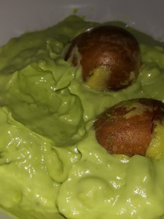 A picture of Guacamole 🥑.