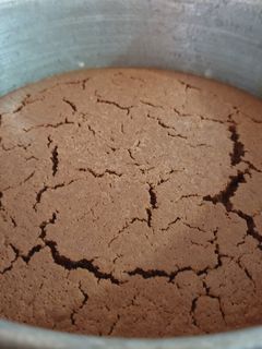 عکسی از دستور کیک شکلاتی تر یک تخم مرغی