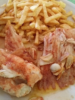 Una foto de Raya en salsa de pimentón
