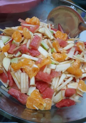 A picture of Fruit chaat.
