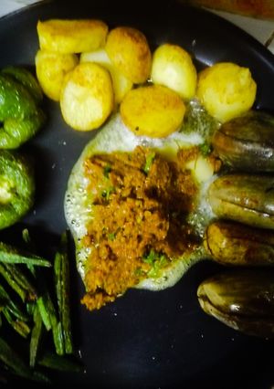 તવા સબજી (Tava Sabji Recipe In Gujarati) રેસીપી મુખ્ય ફોટો