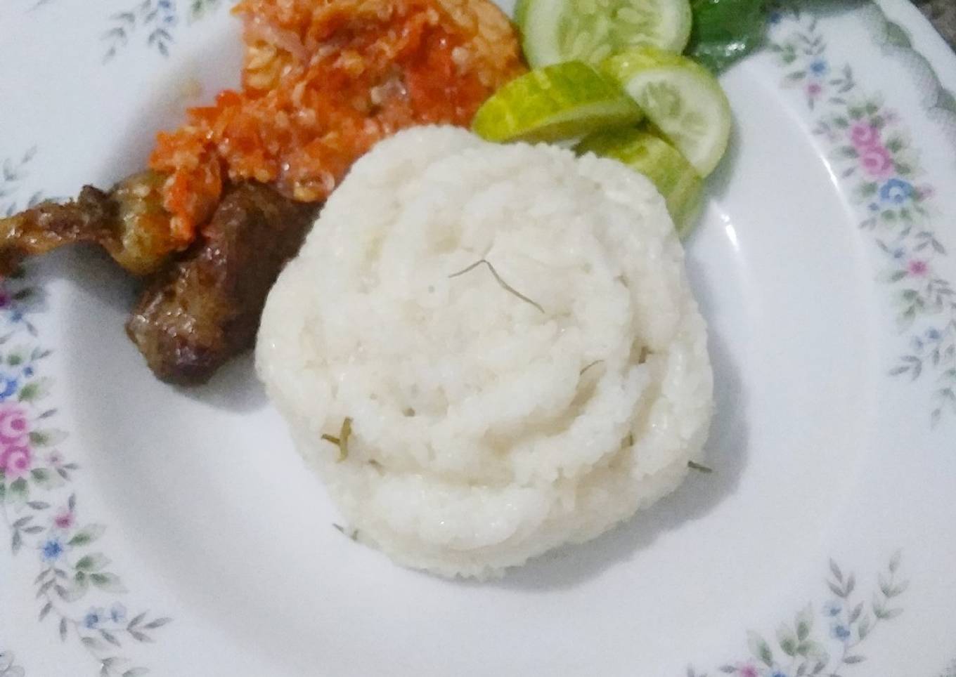 Nasi daun jeruk