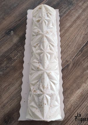 Une photo de Bûche yaourt, fruits de la passion