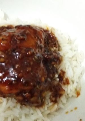 A picture of Ketchup with maple syrup.