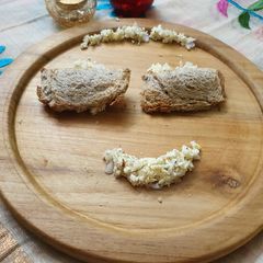A picture of Baked bread Pockets.