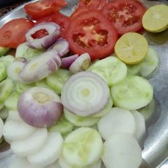 A picture of Green Salad.