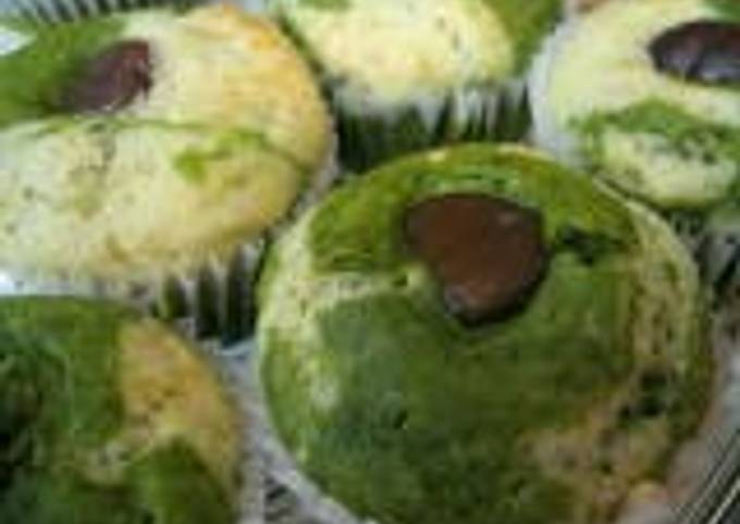 How to Prepare Super Quick Homemade Macrobiotic Green Tea Chestnut Muffins