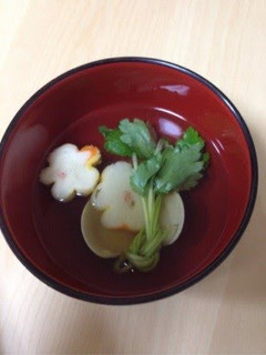 A picture of Clear Clam Soup.