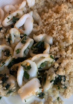 Une photo de Encornets au pesto à la menthe