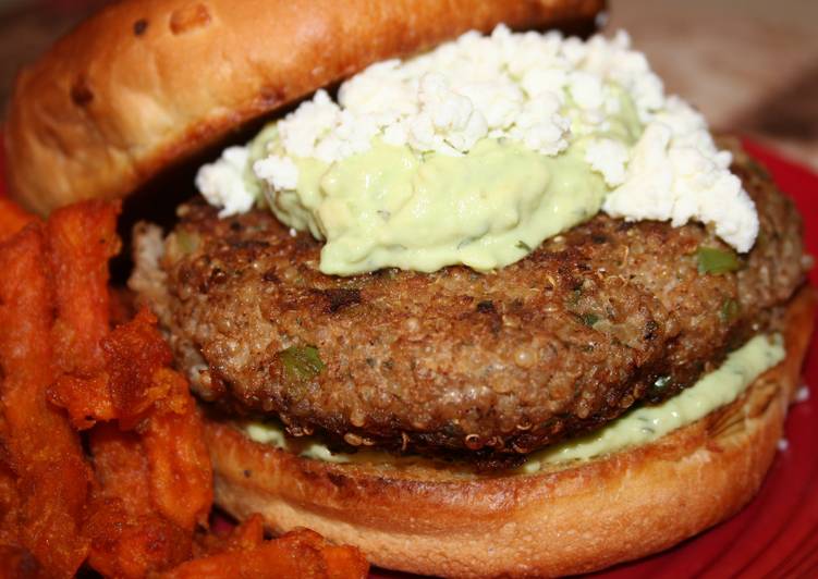 Recipe of Tasty Turkey-Quinoa Burgers with an Avocado-Yogurt Sauce