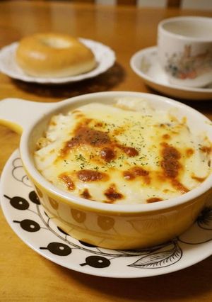 A picture of Easy & Rich Macaroni Au Gratin.