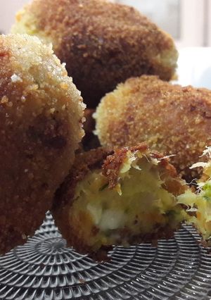 Foto principal de Croquetas de atún con harina de garbanzos